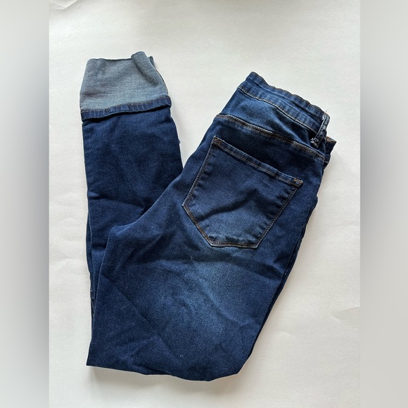 Maternity Jeans - Picture 2 of 2